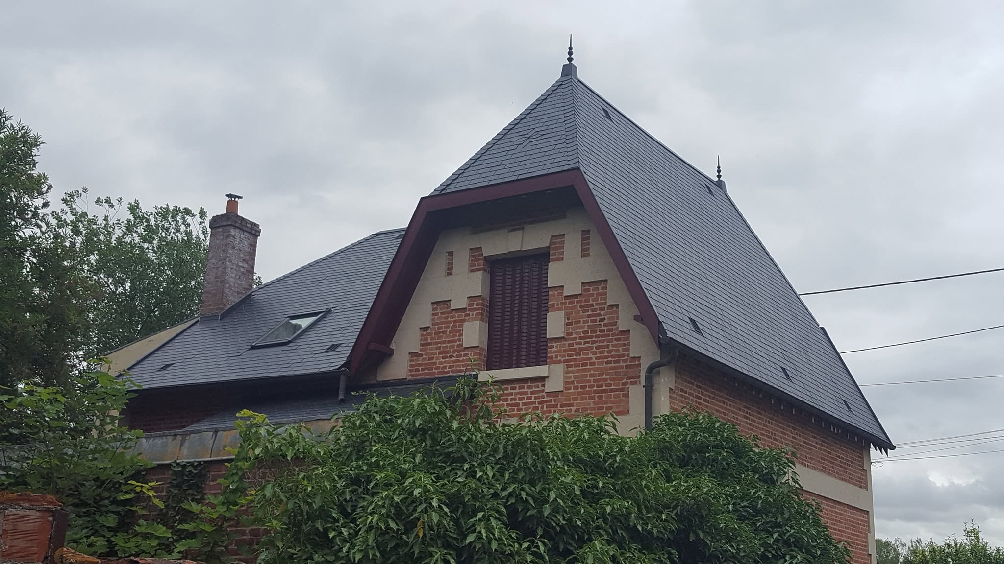 Toiture en ardoises finie